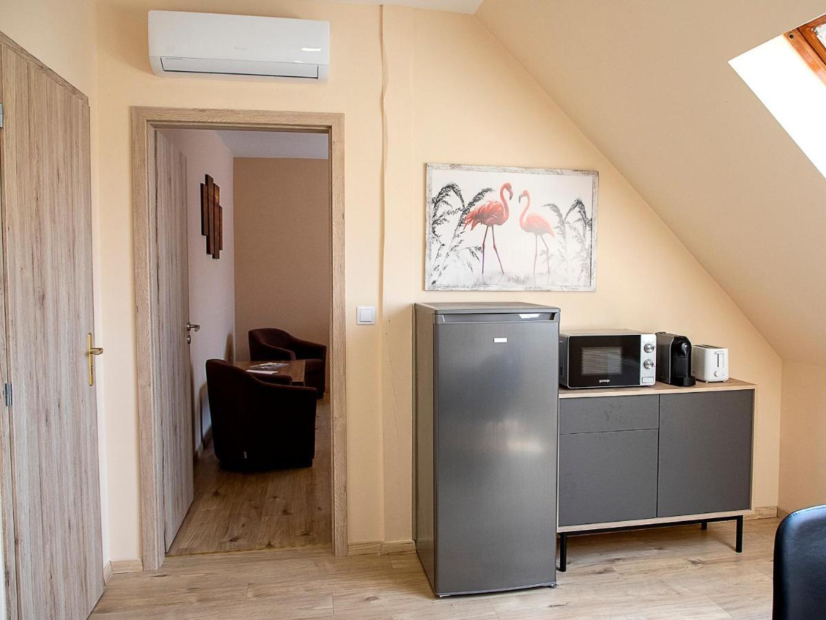 Lux Apartman Buek Экстерьер фото