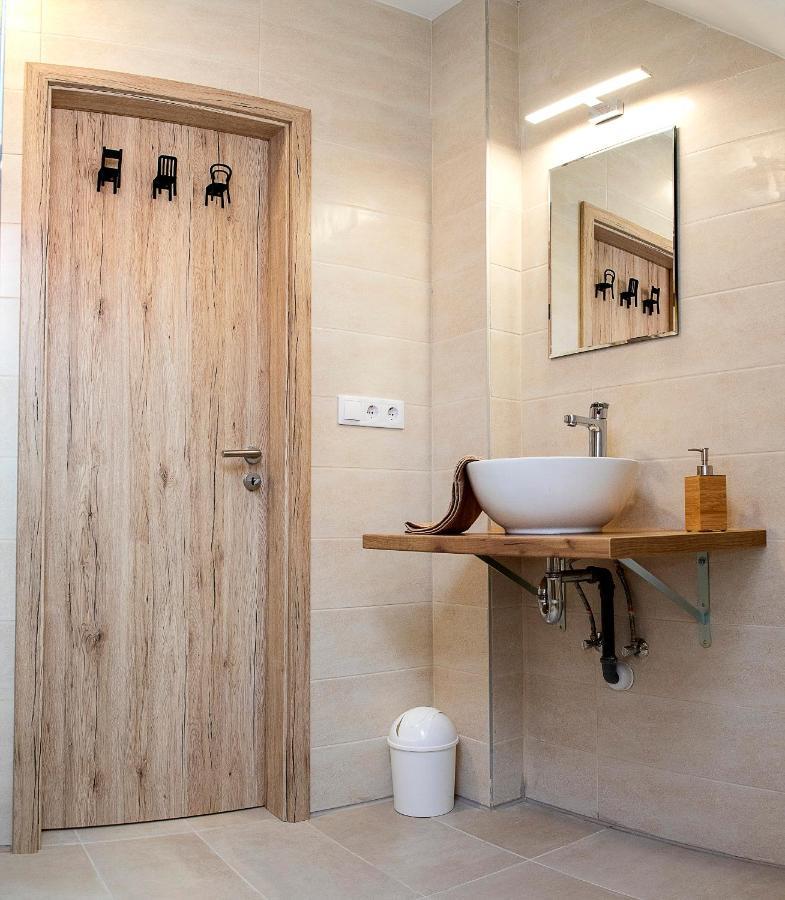 Lux Apartman Buek Экстерьер фото