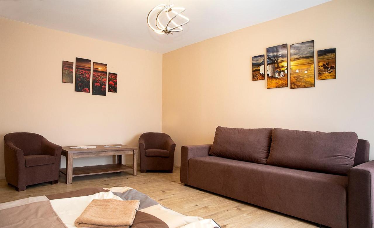 Lux Apartman Buek Экстерьер фото