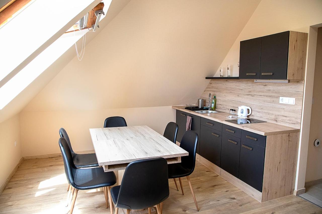 Lux Apartman Buek Экстерьер фото