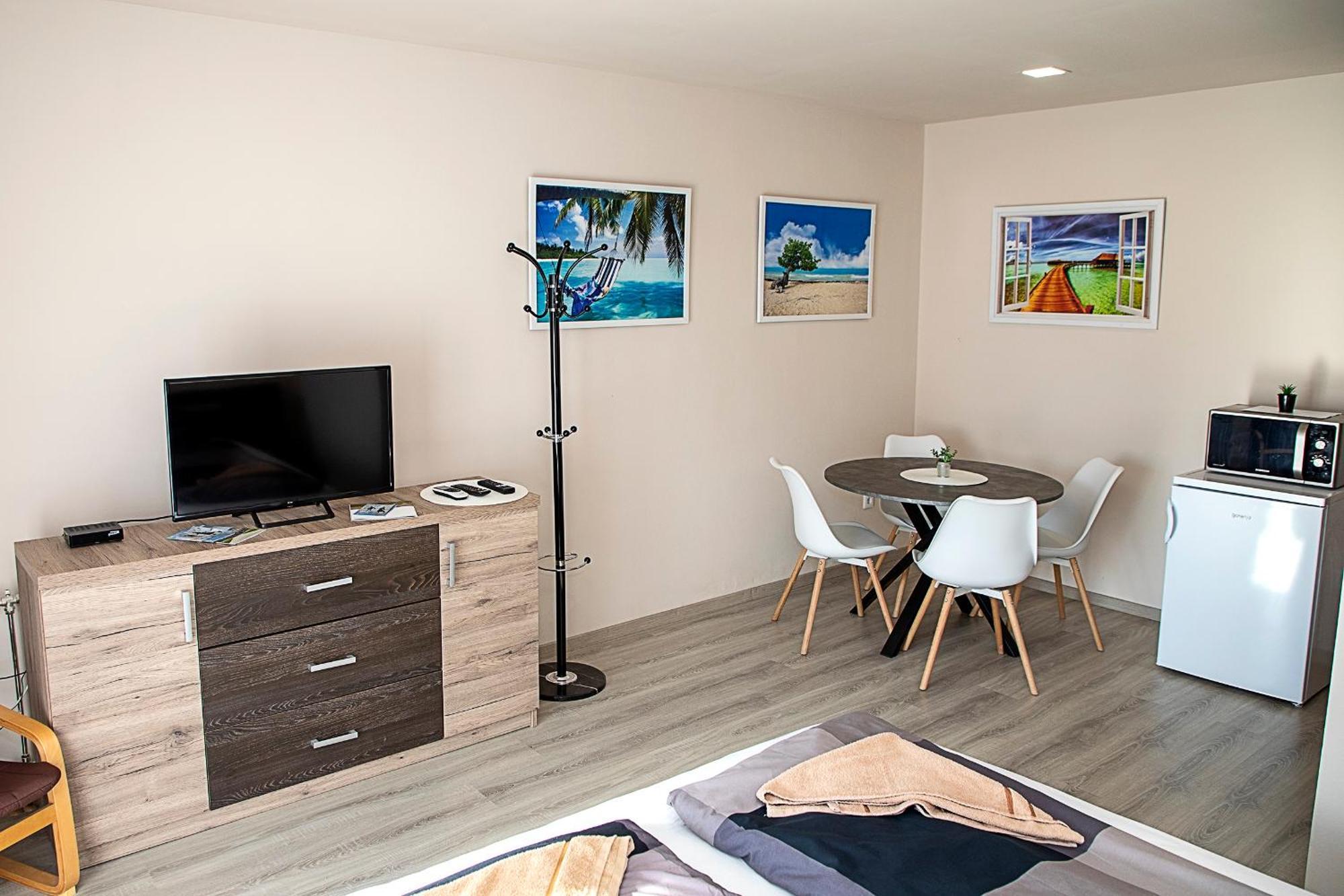 Lux Apartman Buek Экстерьер фото