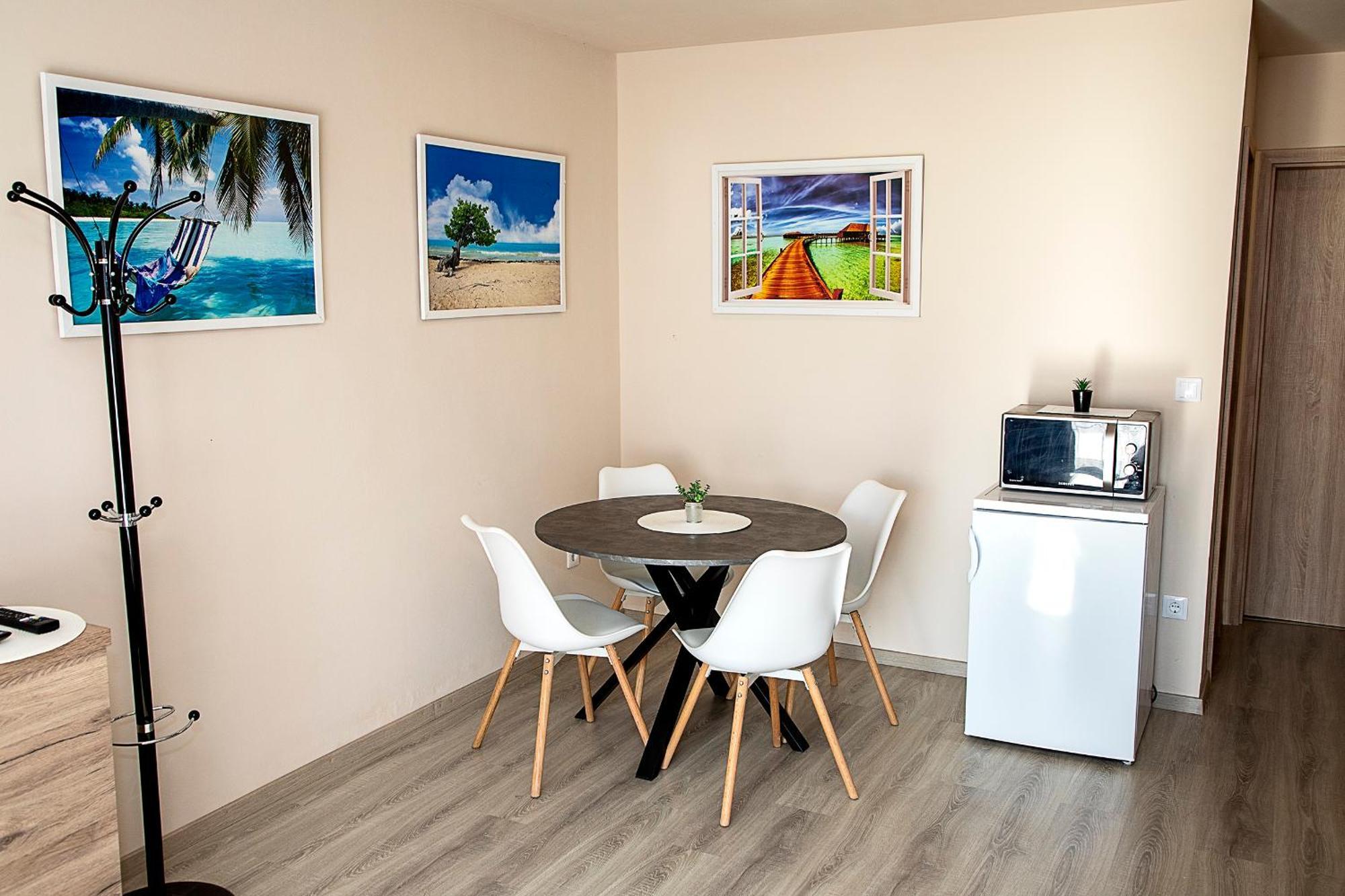 Lux Apartman Buek Экстерьер фото