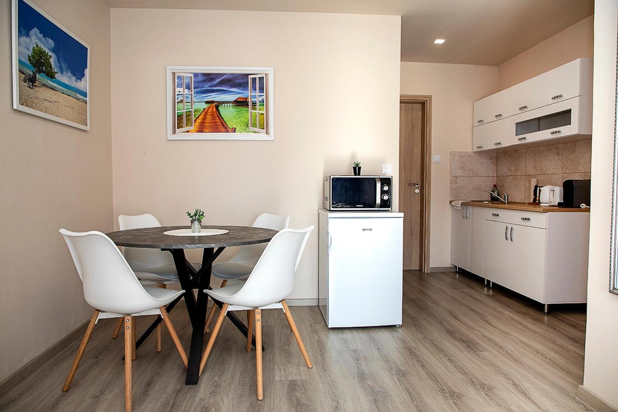 Lux Apartman Buek Экстерьер фото
