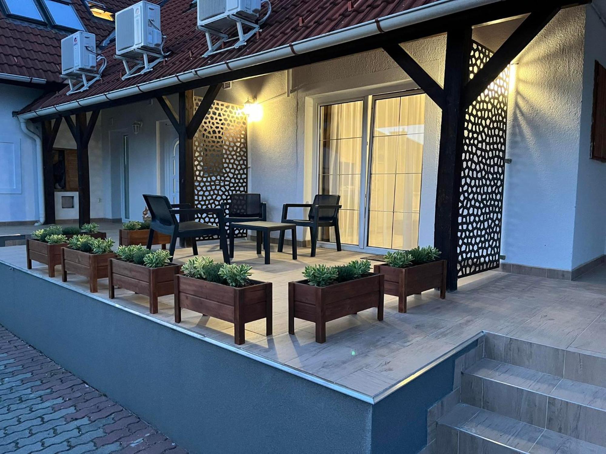 Lux Apartman Buek Экстерьер фото